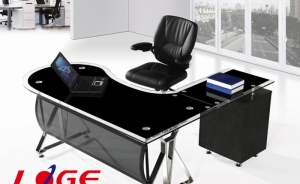 玻璃類辦公家具有何優(yōu)點(diǎn)？