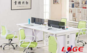 選擇辦公家具廠家的優(yōu)勢體現(xiàn)在哪些方面呢？